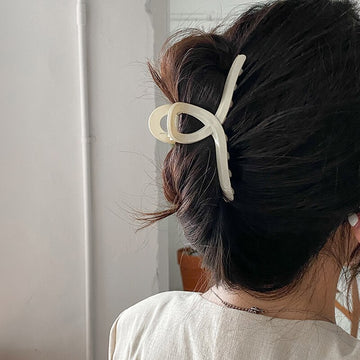 AOMU 1Pc Korean Solid Big Hair Claws Elegant Frosted Acrylic Hair Clips Hairpin Barrette Headwear for Women Girls Hair Accessory daiiibabyyy